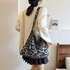 High-End Women'S Bags, Fashionable Contrasting Colors, Large-Capacity Student Shoulder Bags, Leopard Print Tote Bags.