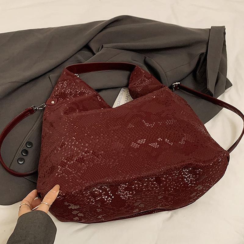 Torba tote z imitacji skóry węża, duża pojemność, miękka skóra, nitowana, torba na ramię, modny luksusowy design, damska torebka CLE