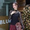 Spring Lace Design: Semi-High Neck Slim Top
