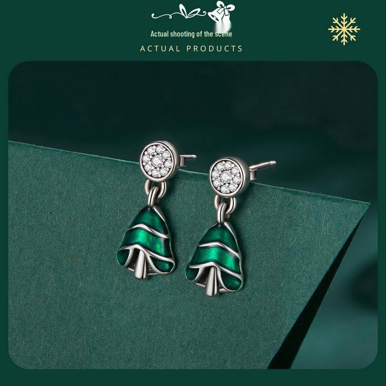 Yinziyun Christmas Tree Sterling Silver Stud Earrings for Women - Trendy Green Enamel Holiday Jewelry.