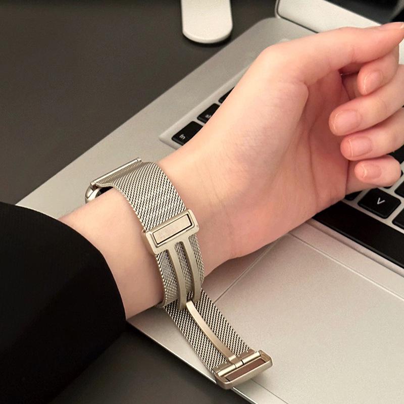 Apple Watch S10 Nerezový milánský magnetický řemínek pro Series 7/8/9