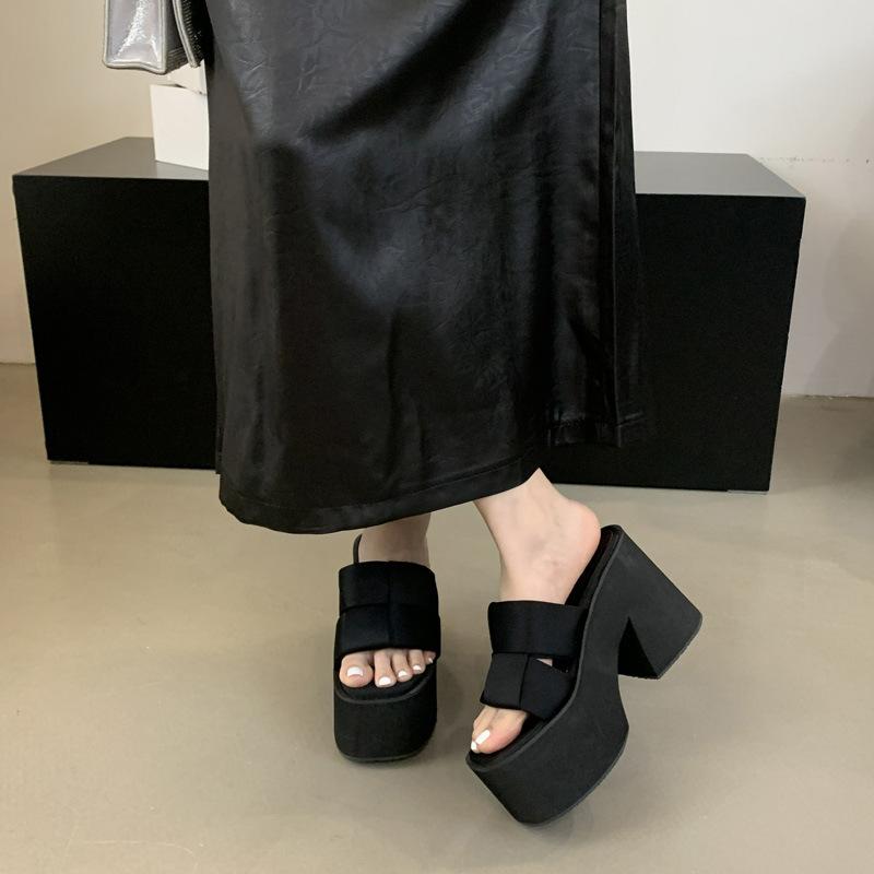 Summer New One-word Belt Open-toe Hollow Waterproof Table Thick-soled Thick-heeled Outer Wear Slippers 11CM High-heeled Sandals Women
