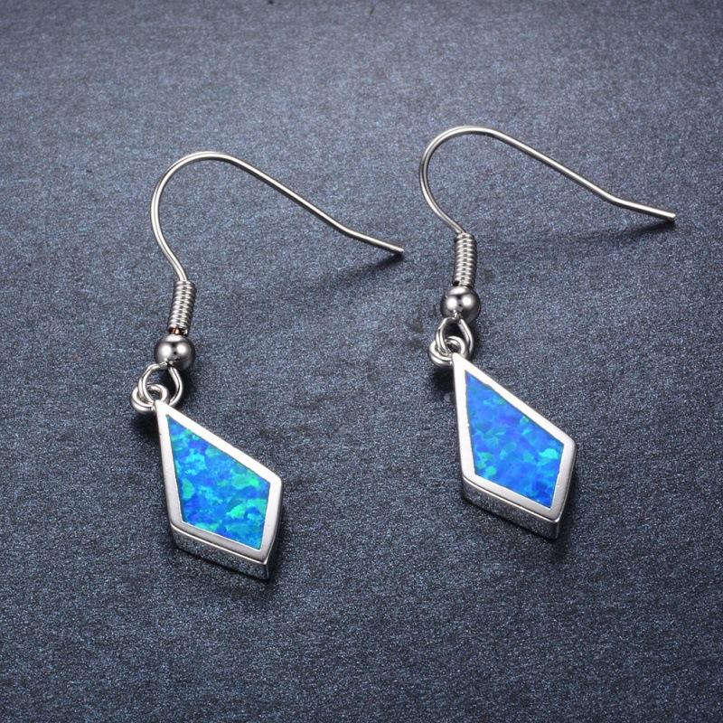 

Summer jewelry platinum rhombus blue earrings simple atmosphere niche design earrings синій