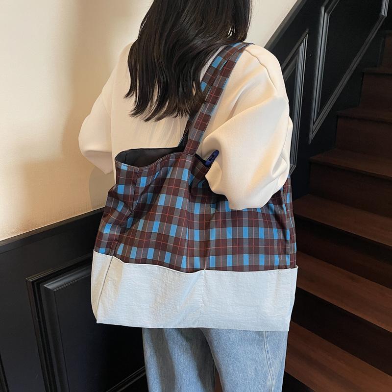 New plaid Korean lazy style large-capacity canvas bag fashionable cool women's casual literary and artistic shoulder bag