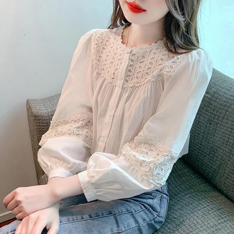 

2023 Элегантная кружевная блузка с длинным рукавом, осенняя корейская модная ажурная вязанная крючком рубашка, женская свободная рубашка с круглым вырезом, женский топ 29516 XXL бежевый