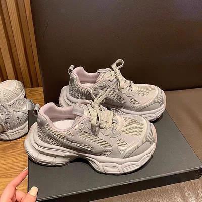 Mesh atmungsaktive modische lässige Sportschuhe Damen Plateau leichte Laufschuhe 2025 Frühling neue höhenerhöhende Dad-Schuhe