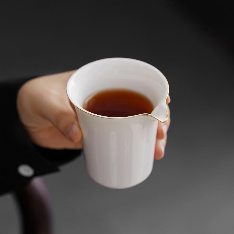 Mutton Fat Jade Dehua White Porcelain Tea Set: 10-Piece Gaiwan for Corporate or Household Gifts