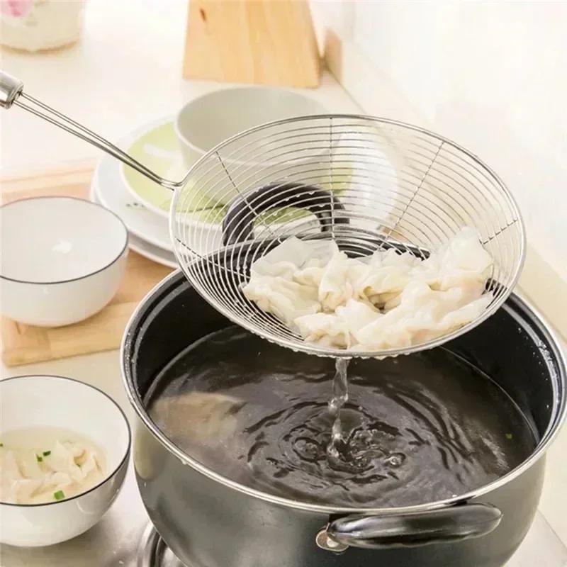Frying Filter Long Handle Stainless Steel Filtrate Colander French Fries Colander Home Kitchen Fried Net Sieve Spoon Food Sifter