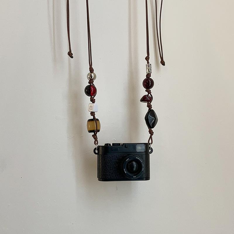Design Sense Click Flash Sound Camera Pendant Necklace Female Niche Retro Personality Versatile Neck Chain Sweater Chain