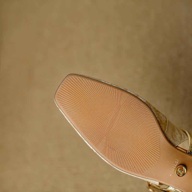 Fashion Women's New Spring/Summer Square Headed Genuine Leather Silk Cowhide Magnolia Multi Pearl Mid Heel Large Headed Muller Sandals