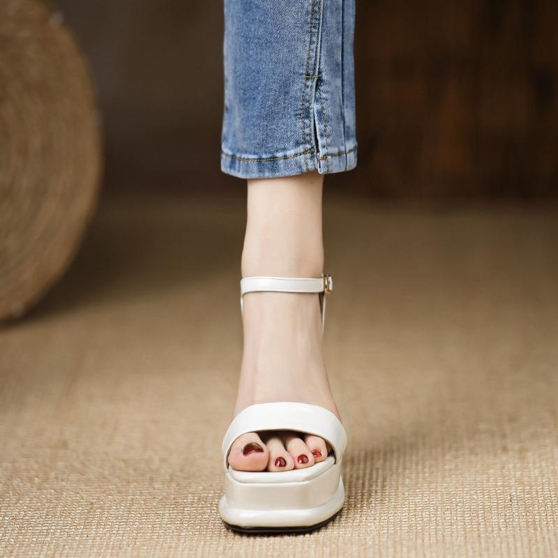 New Summer High-heeled Patent Leather Sandals for Women In 2025, Fashionable and Versatile European and American Women's Sandals