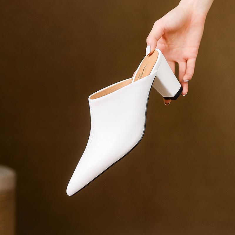 Módní letní dámské sandály Boty z pravé kůže pro ženy Špičatá špička Vysoký podpatek Dámské pantofle Krytá špička Robustní podpatek Dámské nazouváky