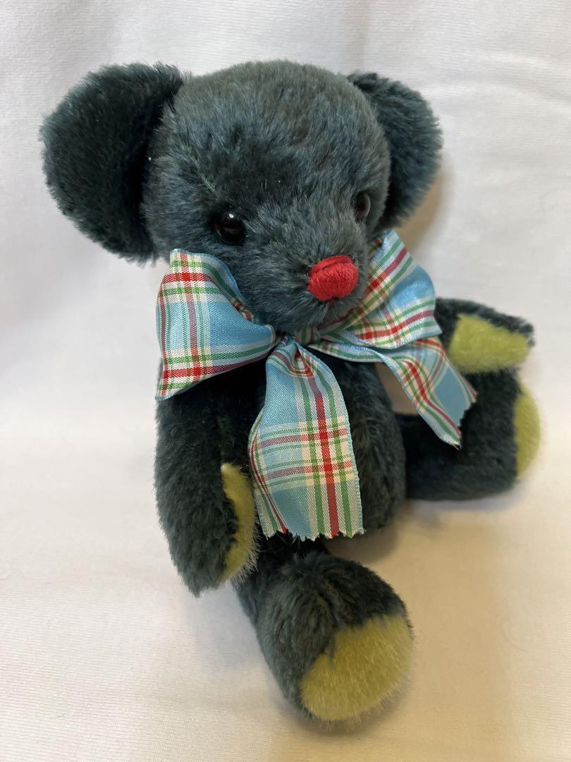 

[USED] Artist s work: Green teddy bear