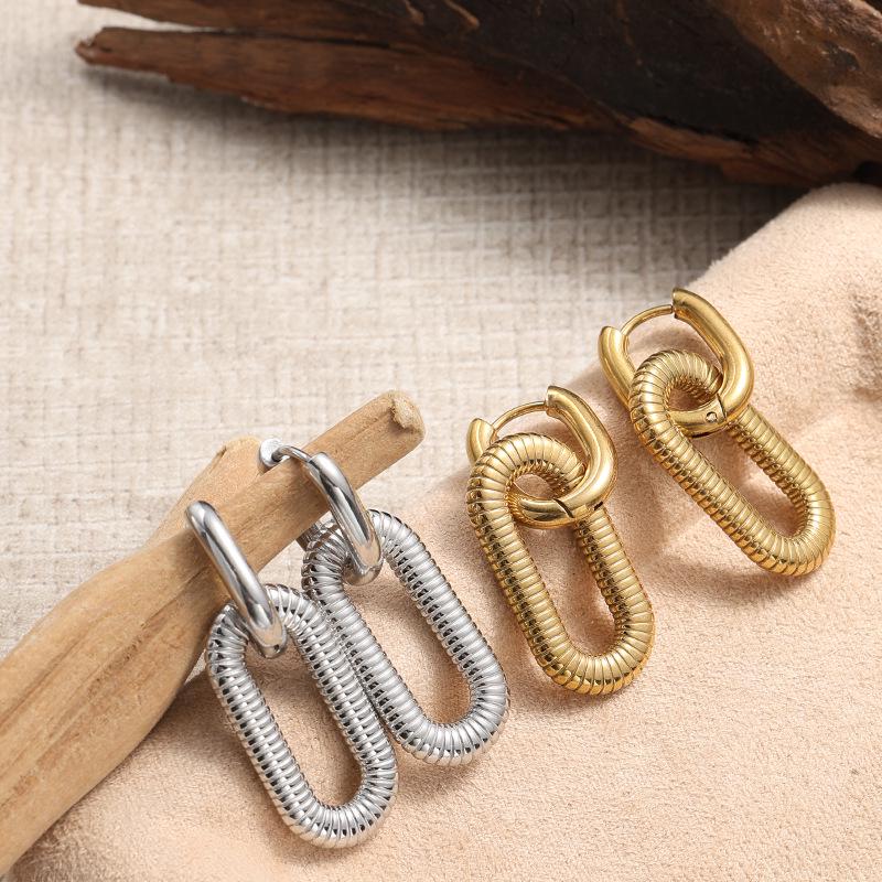European Ribbed Chain Earrings: Retro Gold, High-End Niche Design for Women