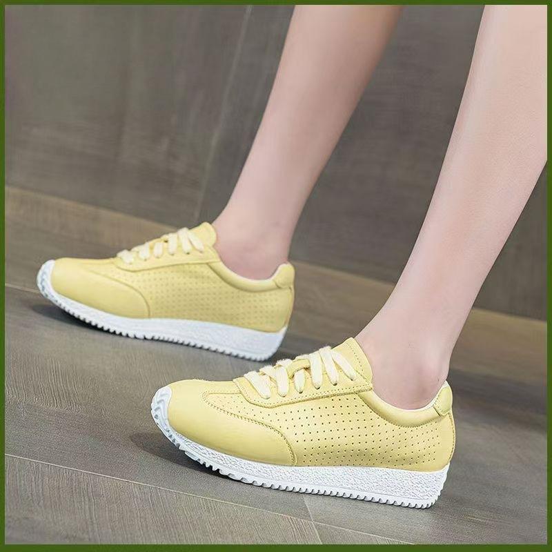 Soft leather thick-soled little white shoes for women's 2025 summer new fashionable versatile breathable sports casual height-increasing single shoes