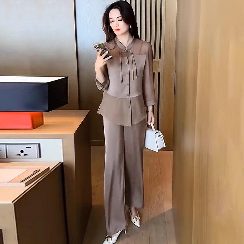 

2025 Summer Women s Chic Two-Piece: Frog Button Shirt & Wide-Leg Pants L (100-115 jin)