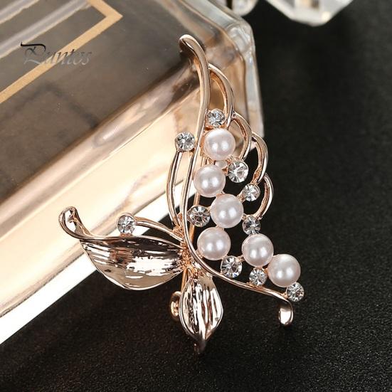 Rhinestone Butterfly Brosje Dame Stilig Sense Light Luksus Utsøkt Delikat Unik Faux Pearl Corsage