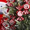 Weihnachts-Hängebonbon-Ornamente Kunststoff Bunte Zeichnungen Feiertagsanhänger Zuckerstangen-Ornamente Dekorative Kugeln Wohnungsdekorationen