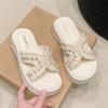 Pearl Slippers Women's Wear 2025 Spring and Summer New Flat Bottom Fashion Korean Version Versatile Internet Celebrity Word Sandals Tide