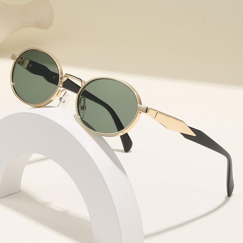 

Steampunk Vintage Sunglasses for Women UV400 Metal Oval Frame Retro Shades