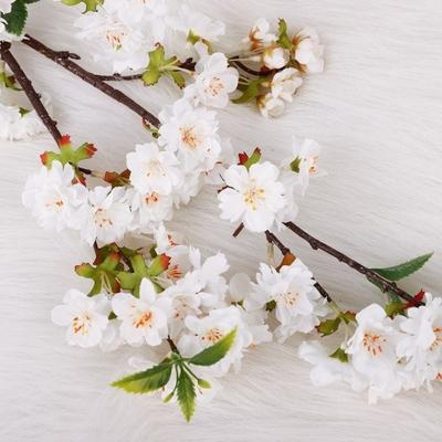 Lange künstliche Kirschblüten, realistisch, mit Blättern, Seiden-Kirschblütenzweig, handgefertigt, echte Haptik, künstliche Blume, Gastgeschenke