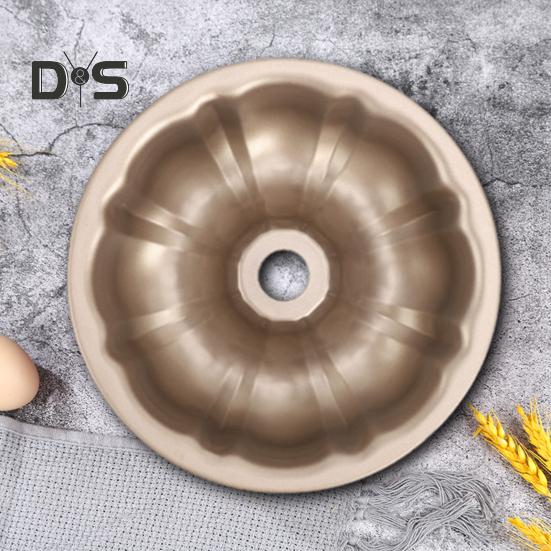 Non-Stick Ring Cake Pan Carbon Steel Fluted Tube Baking Pan for Pound Cake Buntz Cake Jelly Gelatin Chocolate Cake Molds