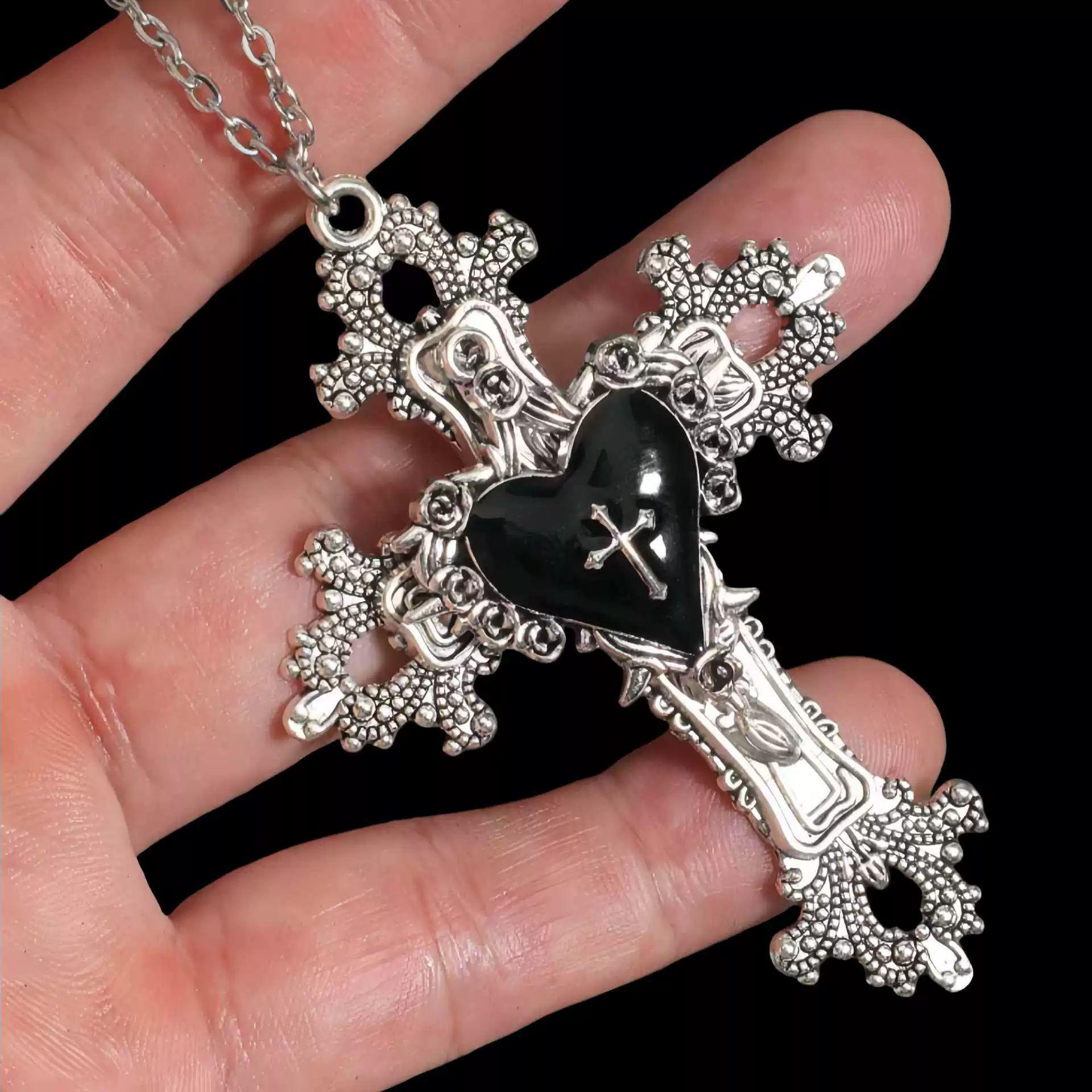 Retro Gothic Thorns & Rose Heart Cross Pendant Necklace, Y2K Style Women s Jewelry