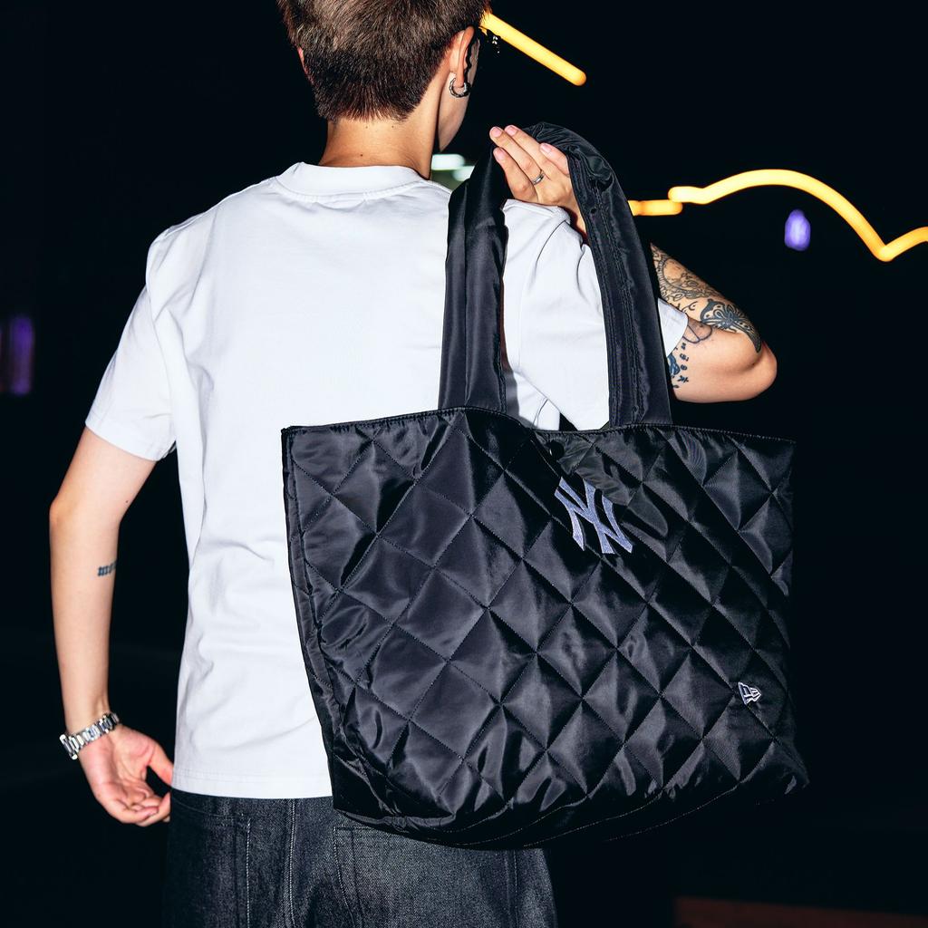New New Era MLB Collaboration New York Yankees Fabric Tote Bag, Shoulder Bag Large Unisex Black 60424604