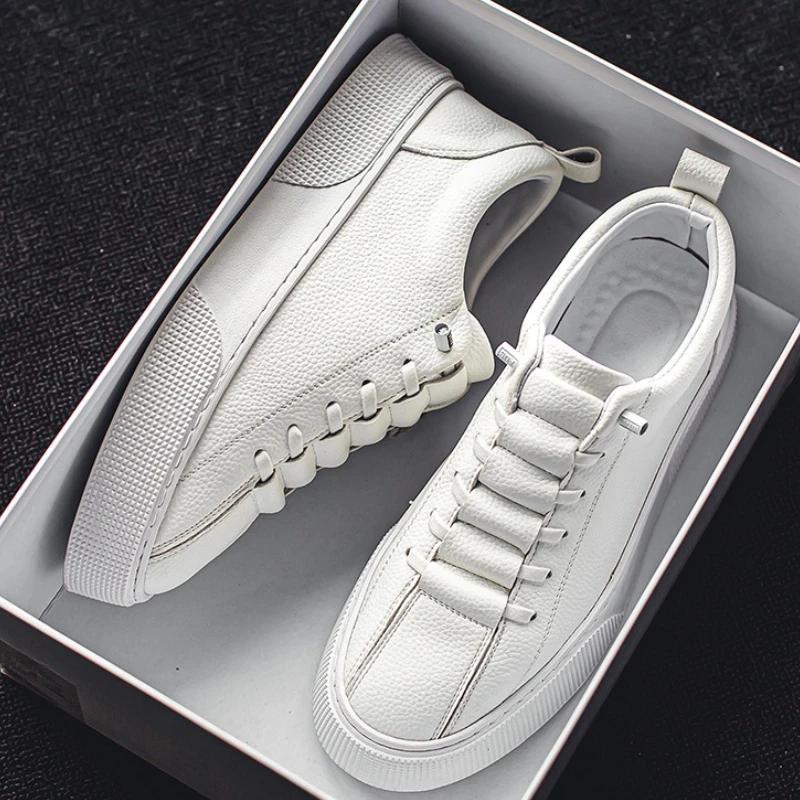 Spring New Men's Shoes, Fashionable and Versatile Lace Up Sneakers, Leather Comfortable and Casual Board Shoes