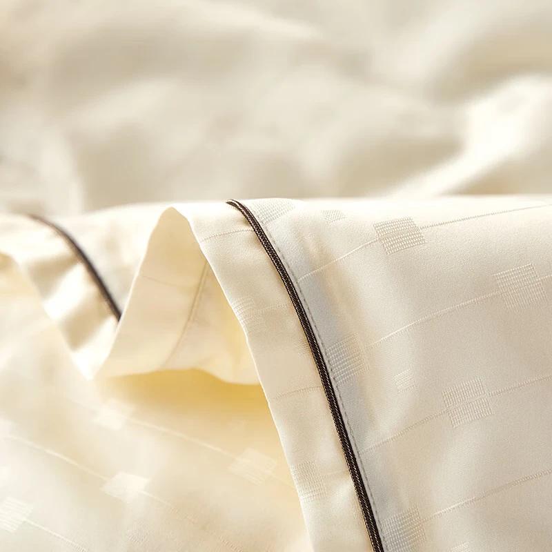 Paul Frank Satin Jacquard Tussah Silk Quilt