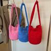 Japanese ins wind plush cute bucket bag autumn and winter new casual large-capacity niche shoulder messenger bag