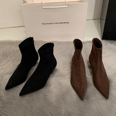 Herbst und Winter 2025 spitz zulaufende Sexy Stiefeletten mit dünnem Absatz für Damen, schwarzes Wildleder, hohe Absätze, Sockenstiefel, nackte Stiefel, Internet-Berühmtheit, elastische dünne Stiefel