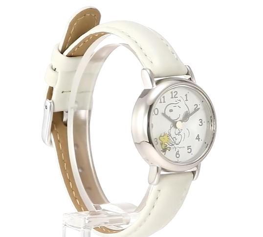 (age15+)Citizen QQ Peanuts Snoopy White Watch Woodstock P003-314Ladies Japan