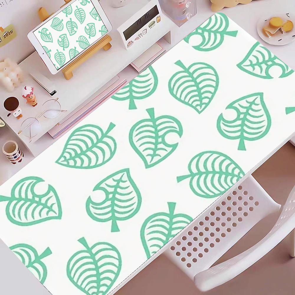 Cartoon Green Leaves Mouse Pad Gaming Mouse Pad Mouse Pad with Edges and NonSlip Rubber Base Extended Mouse Pad 800x300x2mm