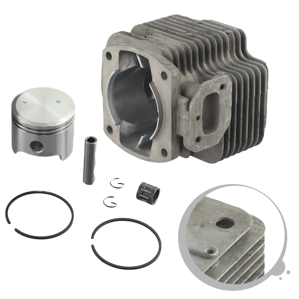 Sleekly Designed Cylinder and Piston Gasket Kit for optimizing performance in a variety of engine applications