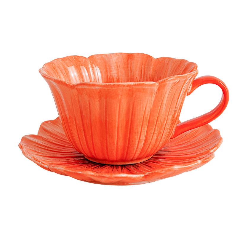 Elegantes handbemaltes Latte-Tassen- und Untertassenset für Damen – Einzigartiges und schönes Design