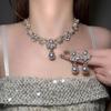 Elegante Set Collana e Orecchini con Nappa e Diamanti a Goccia d'Acqua per Donna