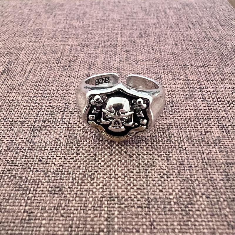 Dark Series Retro Schädel Fünf-Klauen-Ring - Cooles Hip-Hop Streetstyle Accessoire