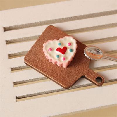 5Pcs/Set 1:12 Dollhouse Miniature Chopping Board Simulation Cutting Board Bread Dessert Board Model Kitchen Decor Toy Doll House Accessories