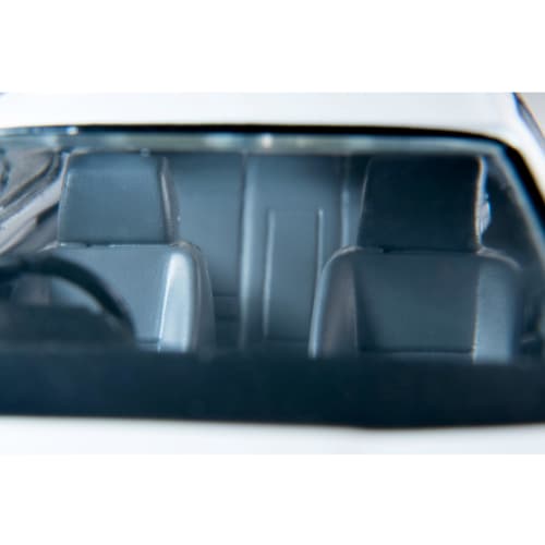 TOMYTEC Tomica Limited Vintage Neo 1/64 Scale LV-N194d Nissan Skyline 4-Door Sports Sedan GXi Type X White 1992 Model (Finished Product)