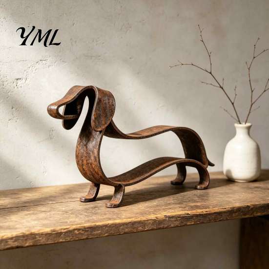 Sturdy Metal Garden Ornaments Rustic Dachshund Sculpture, Minimalist Line Art Iron Dog Statue, Vintage Statues Wiener Tabletop Figurine for