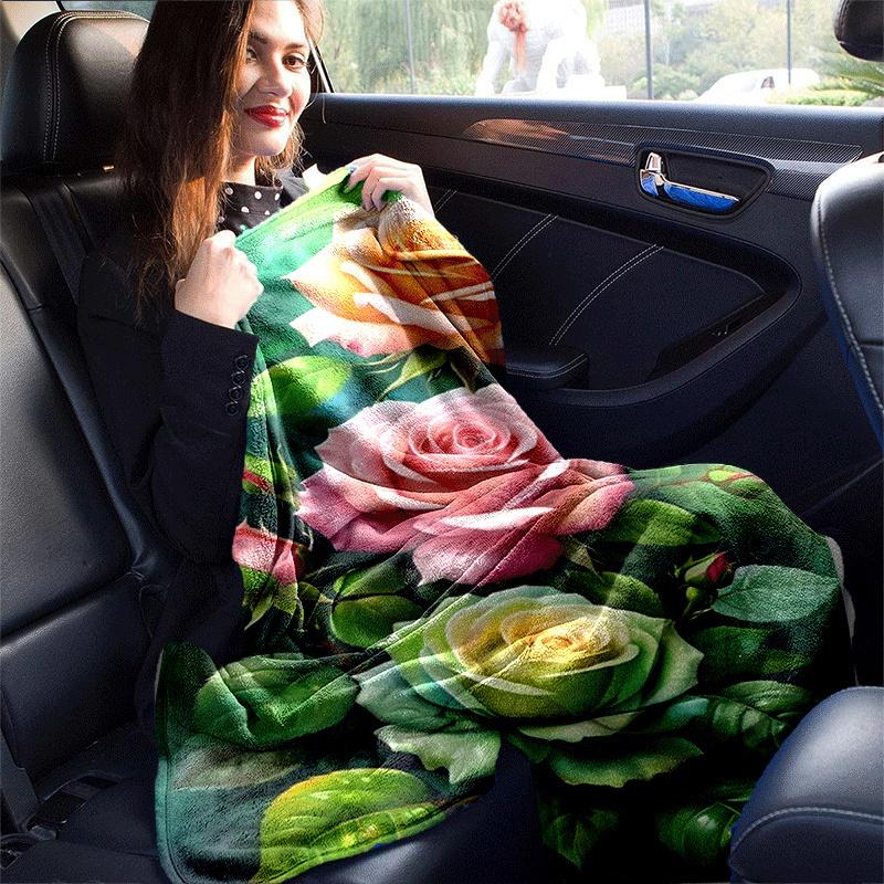 1pc Rose Printing Lightweight Flannel Blanket, Comfortable and Warm Blanket, for Camping Sofa Bed and Couch Office, in All Seasons
