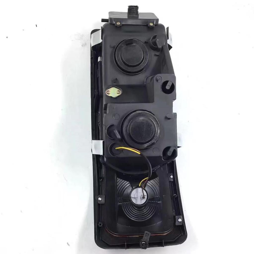 Compatible Crystal Headlight Assembly for Shaanxi Heavy Truck/Delong F2000