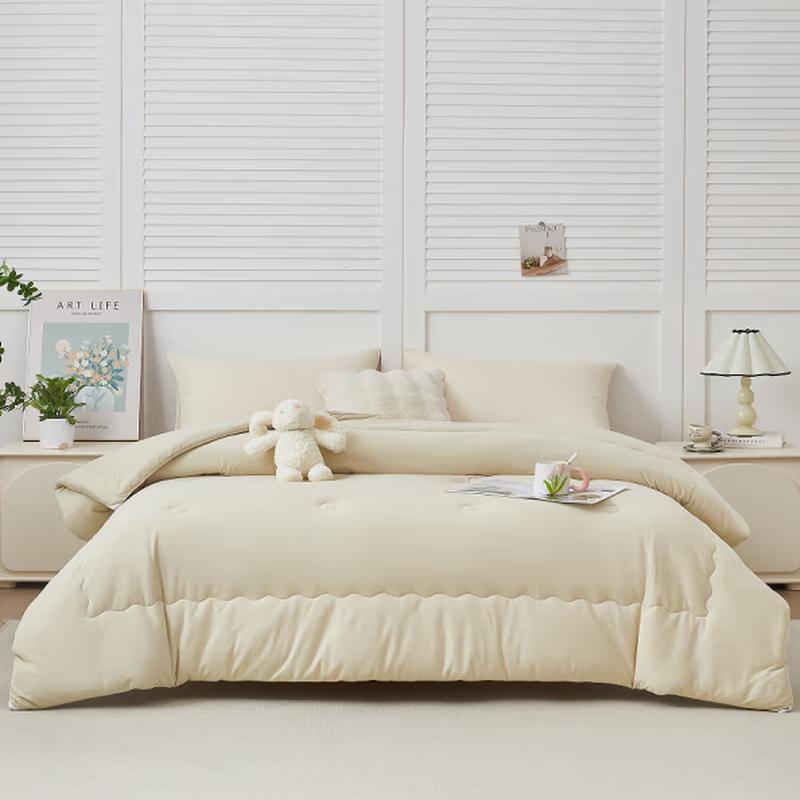 Playboy Micro-Velvet Winter Quilt