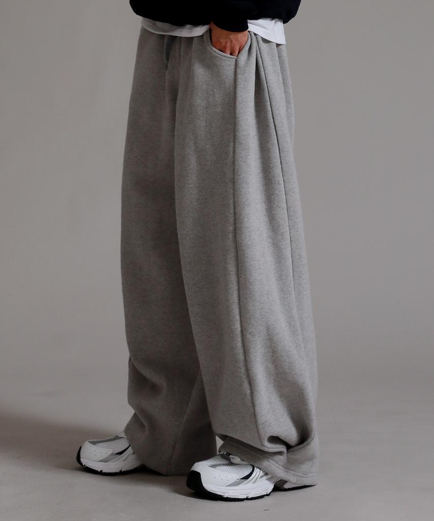 LIKE THE MOST Two-Tuck Longside Overpants_Gray
