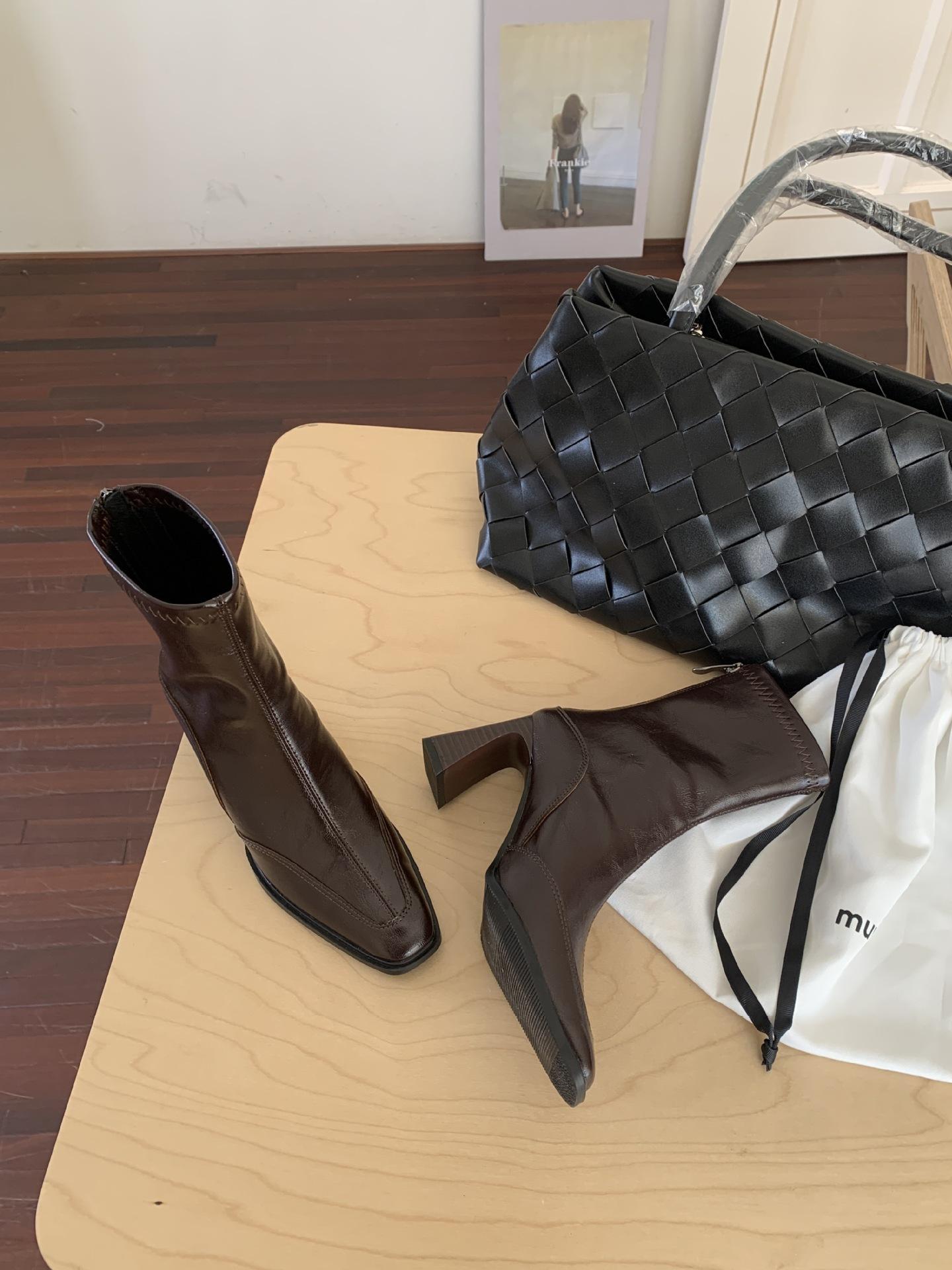 

European and American high-heeled square-headed thin boots short boots women s thick-heeled French elastic retro Martin boots British short single boo 40 темно-коричневого