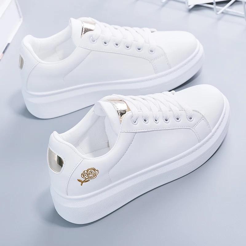 

Little white shoes women s 2025 autumn versatile ins trendy shoes street shooting Korean version of Internet celebrities thick-soled comfortable lea 35