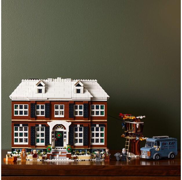 LEGO Nápady 21330 Kevin Sám doma