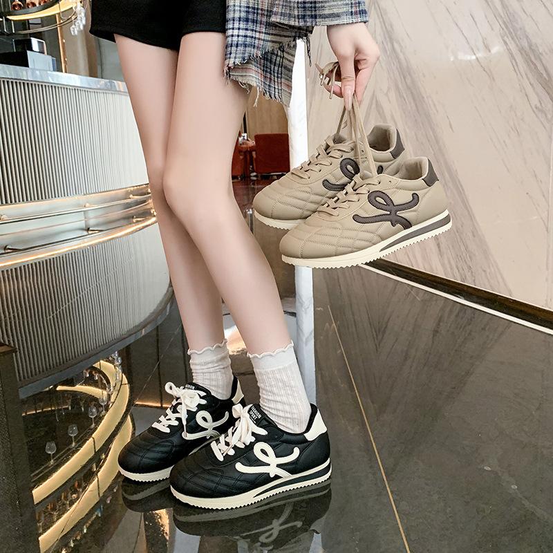 Retro German training shoes women's 2025 autumn new thick-soled versatile casual and lightweight Forrest Gump shoes popular height-increasing sports