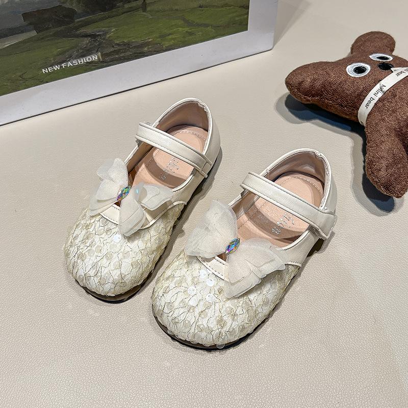 

Children s Princess Shoes Spring and Autumn New Girls Leather Shoes with Bowknot and Sequins, Shallow Single Shoes, Loafers 29-33One Hand5Double бежевий